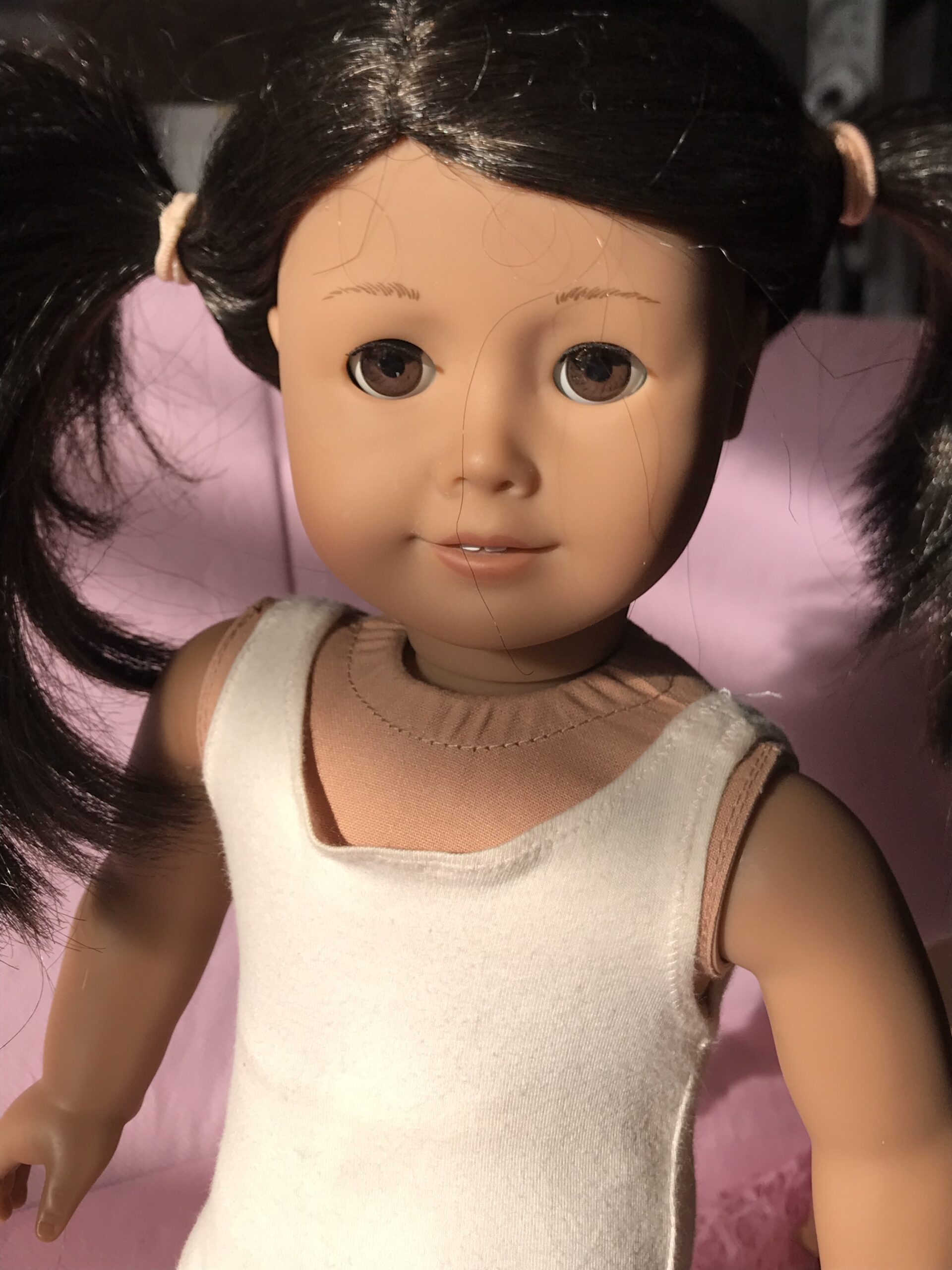🤸♀️ Poupée American Girl JLY 25 : La Championne de Gym au Teint Mate ! 🤸♀️ – Image 2