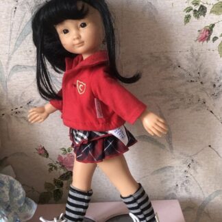 ✨ Capucine "Les Chéries" : La Petite Aventurière Corolle en Tenue d'Origine ✨