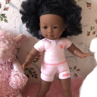 🍫 Pauline de Corolle : Une Beauté Africaine aux Cheveux Indomptés ! 🍫