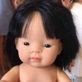 🍃 Poupée Miniland Asiatique 38 cm - Tout Vinyle - Expression Pensive 🍃